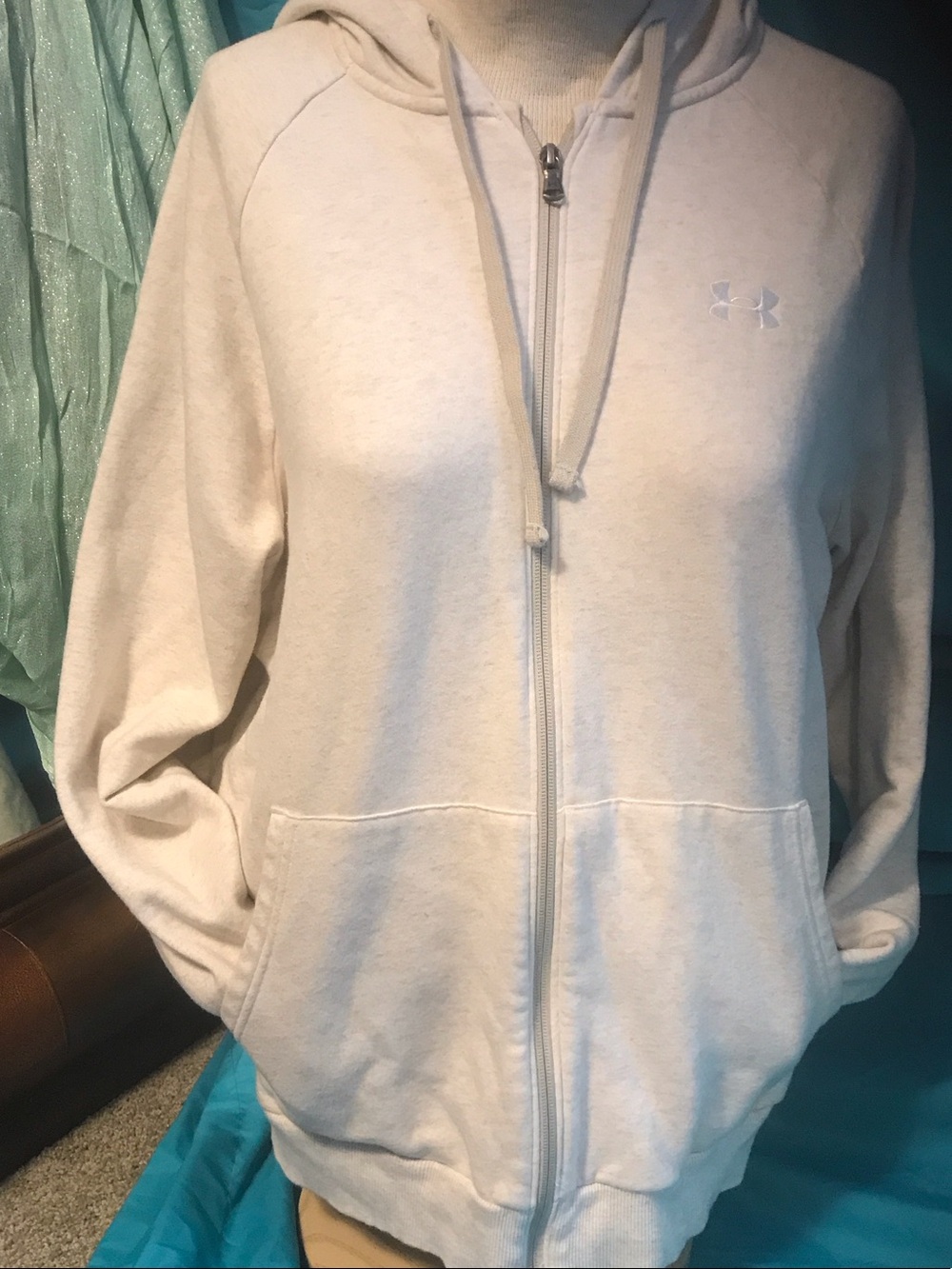 Under Armour Cream Full-Zip Hoodie with Hood